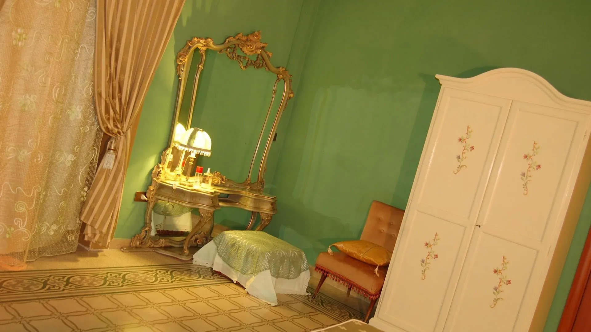 Hotel Alessandra Palermo 2*,